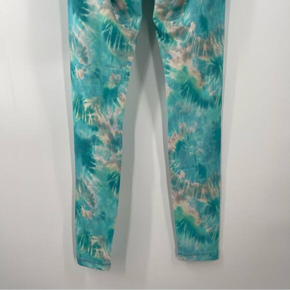 JOHNNY WAS x CALME Paddle Pants (Leggings) Aqua Keys Blue Tie Dye Gym Medium NWT - Picture 4 of 15